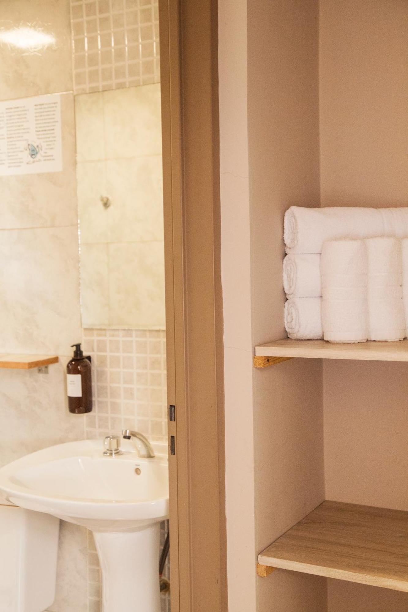 Hotel Amigo Del Mundo Ел Калафате Екстериор снимка